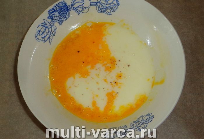 Запіканка з кабачків із фаршем у мультиварці