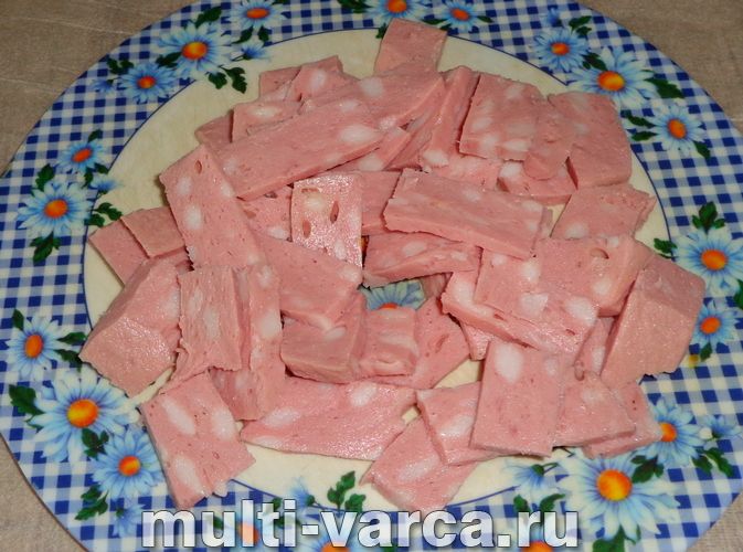 Запіканка з макаронів з ковбасою в мультиварці