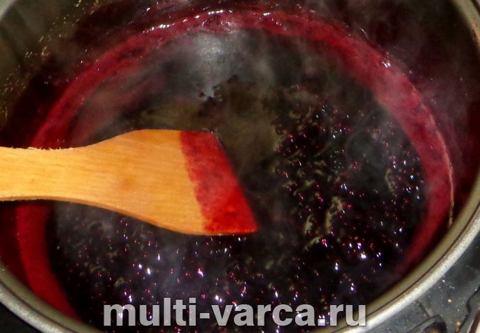 Желе з чорної смородини в мультиварці