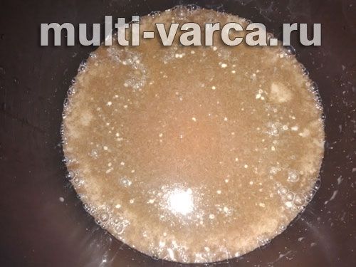 Бісквітний торт із заварним кавовим кремом