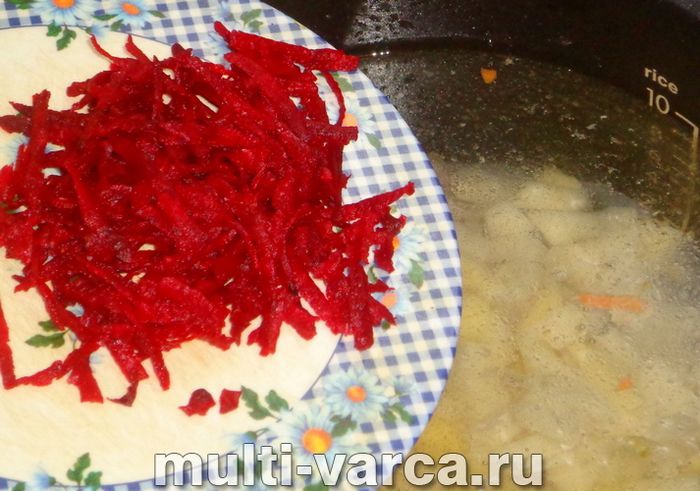 Борщ зі щавлем
