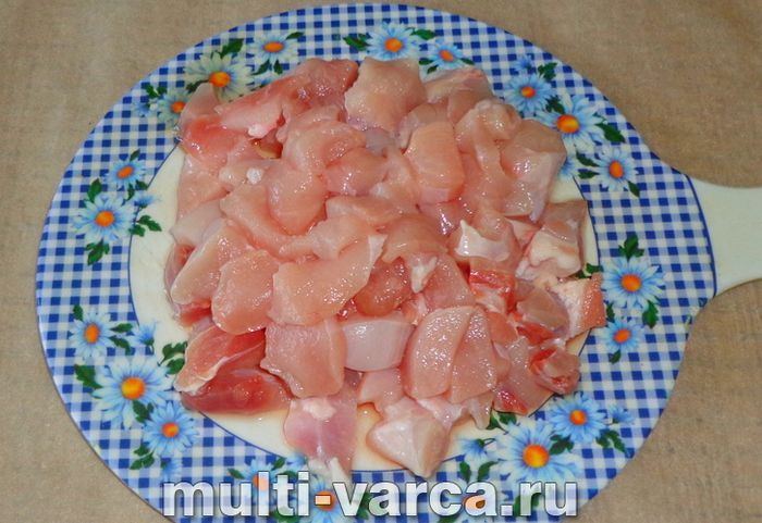 Фунчоза з куркою в мультиварці