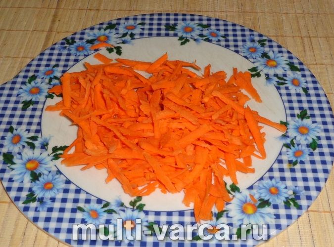 Гуска з овочами в мультиварці