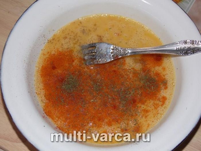 Яєчня з горошком і соєвим соусом