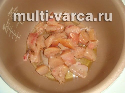 Куряча грудка під соусом із аґрусу