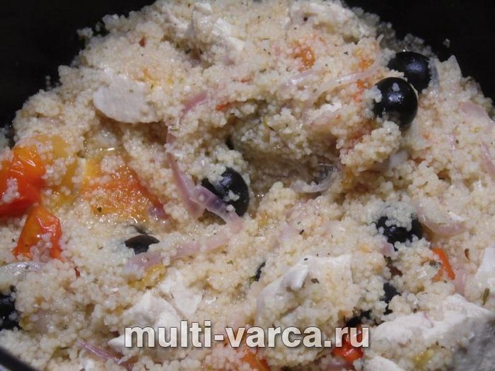 Куряче філе з кускусом та овочами