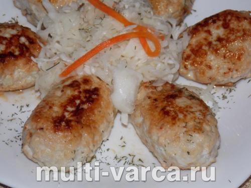 Курячі котлети з сиром і паприкою