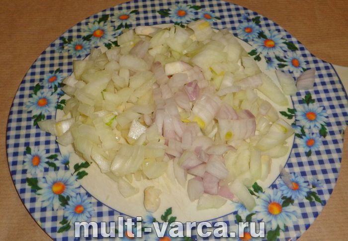 Курячі ніжки з грибами в мультиварці