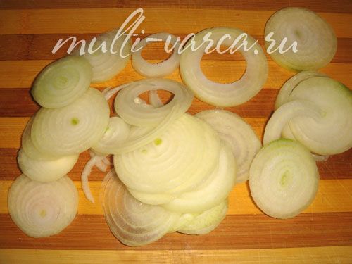Курка в гранатовому соку з горіхами