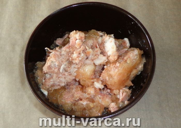 Локшина з тушонкою в мультиварці