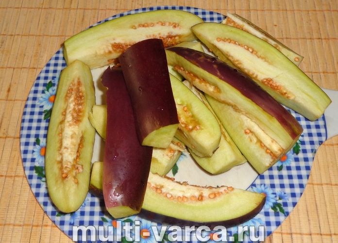 Мариновані баклажани з часником на зиму