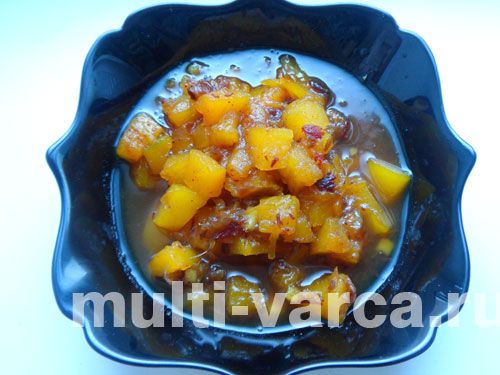 Медовий гарбуз з імбиром, фініками та корицею
