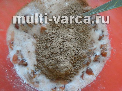 Медовий пряник із варенням