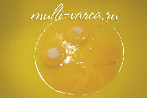 Млинці на молоці з начинкою з курки та сиру