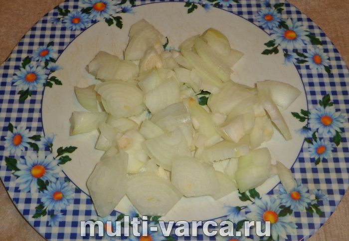 Овочеве рагу з кабачками та капустою в мультиварці