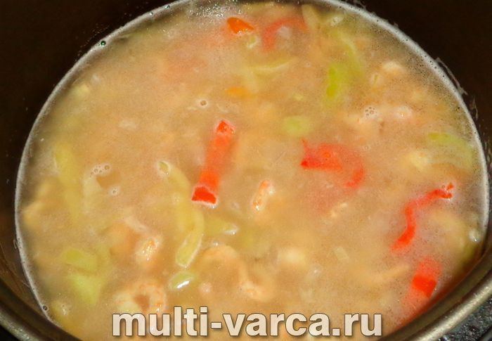 Паелья з креветками в мультиварці