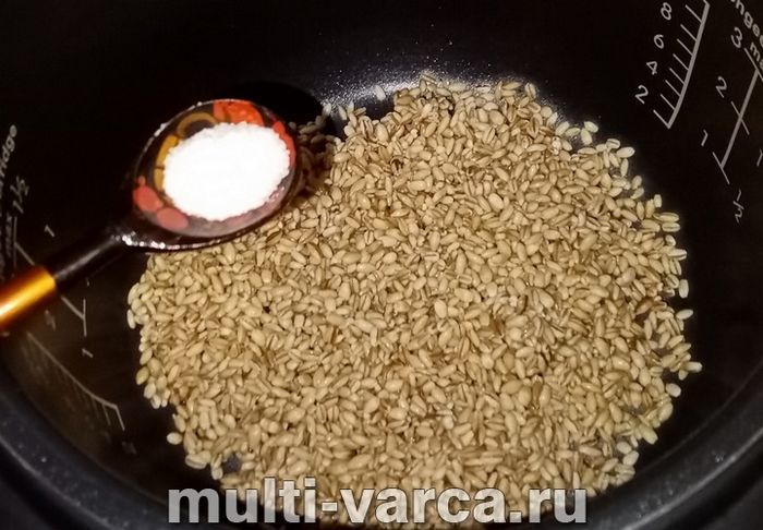 Перловка з морквою в мультиварці