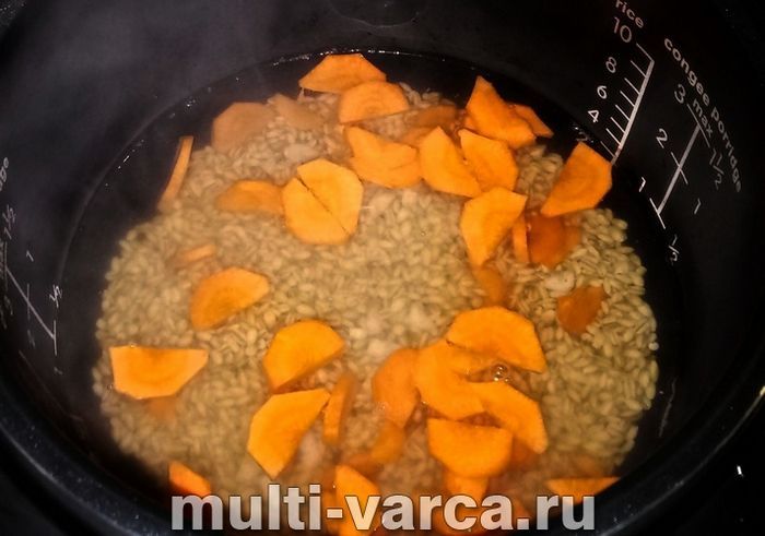 Перловка з морквою в мультиварці