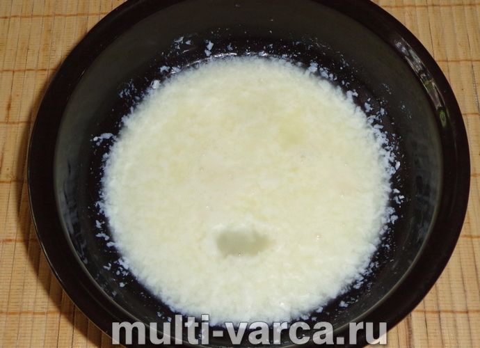 Піца на кефірі в мультиварці
