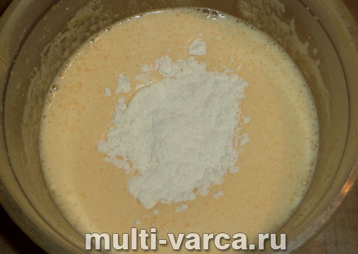 Пиріг із мандаринами в мультиварці