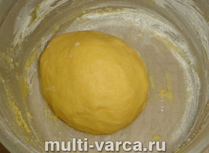 Пісочний пиріг із чорницею та сиром