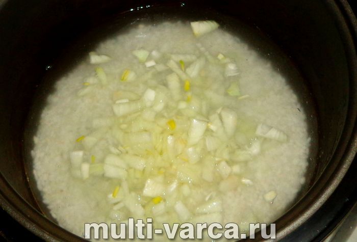 Рис із пекінською капустою в мультиварці