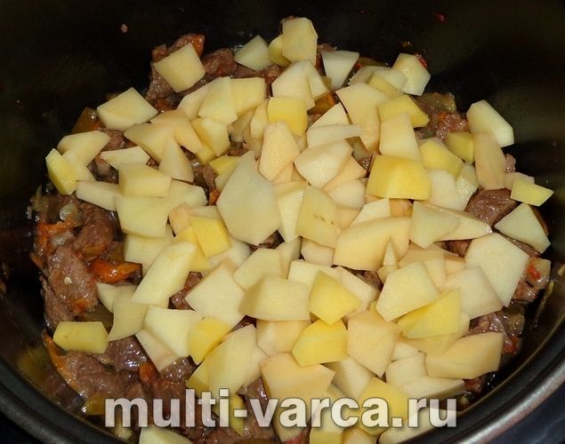 Розсольник із перловкою в мультиварці