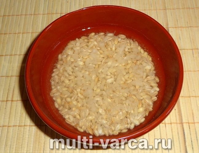 Розсольник із перловкою в мультиварці