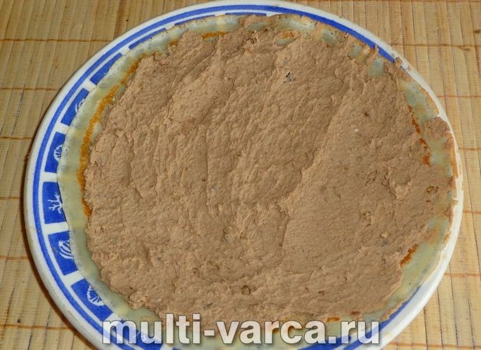 Рулетики з млинців із печінковою начинкою