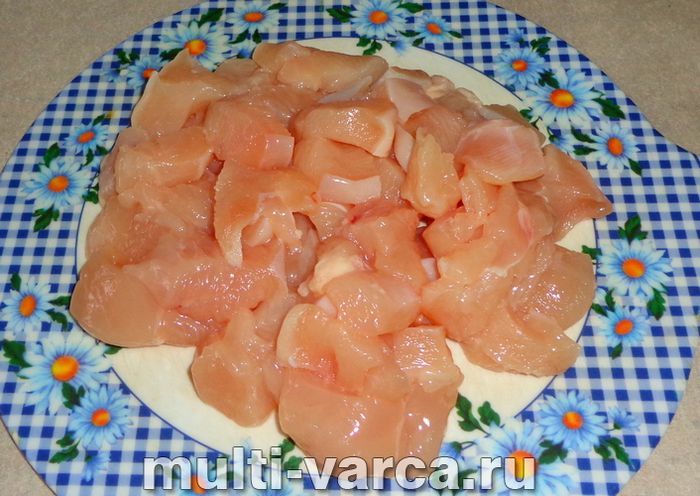 Салат із куркою та сухариками «Апельсинова часточка»