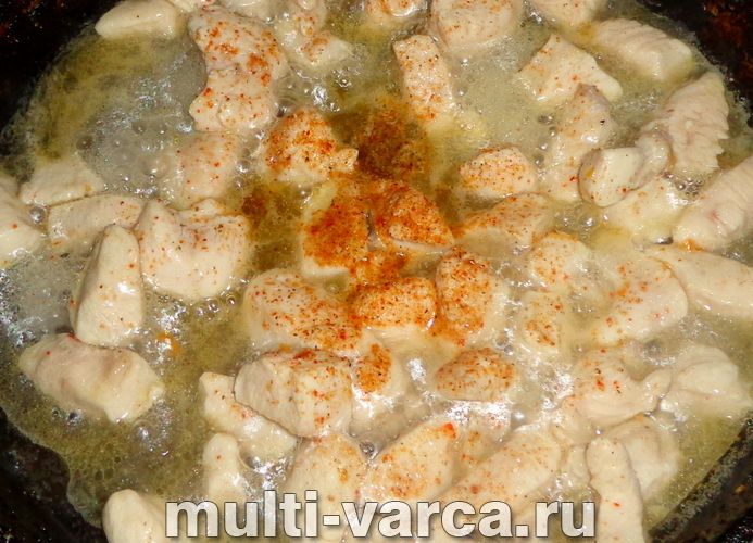 Салат із куркою та сухариками «Апельсинова часточка»