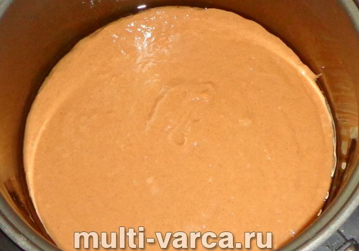 Шоколадний пиріг на кефірі в мультиварці