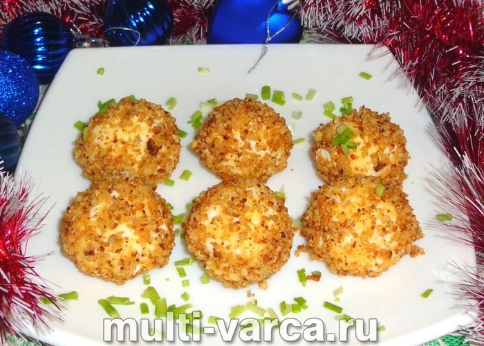 Сирні кульки з виноградом