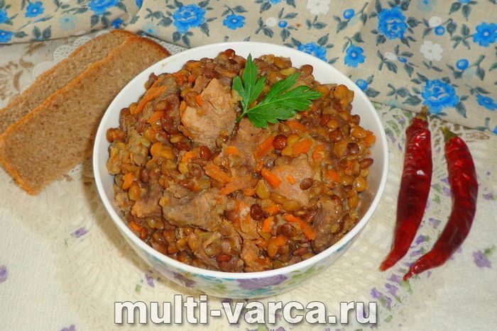 Сочевиця з індичкою в мультиварці
