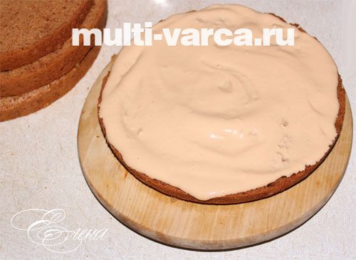 Торт медовий у мультиварці