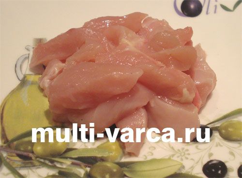 Запіканка з макаронів із куркою та овочами в мультиварці