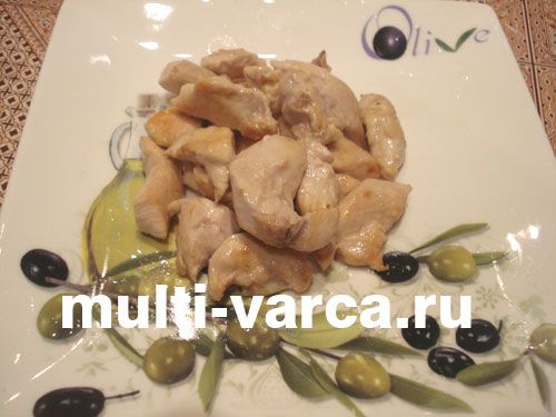 Запіканка з макаронів із куркою та овочами в мультиварці