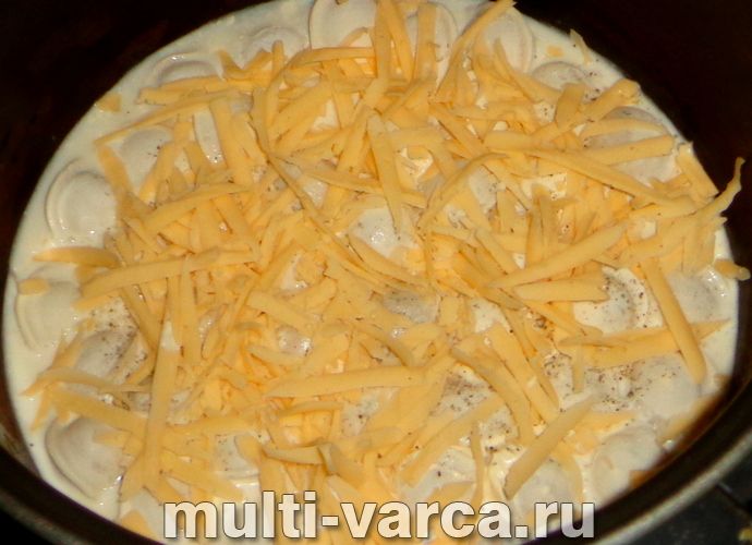 Запіканка з пельменів у мультиварці
