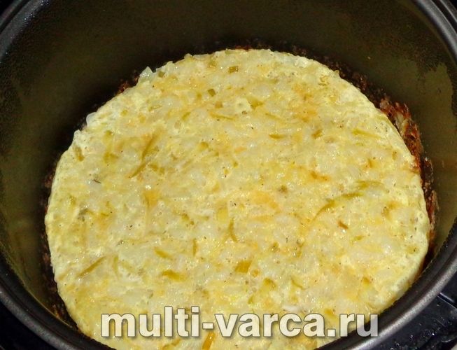 Запіканка з рису і кабачків у мультиварці