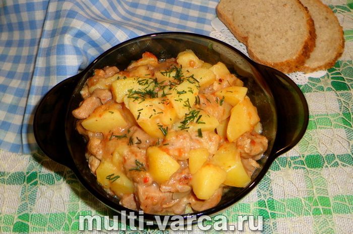 Азу з індички з картоплею в мультиварці