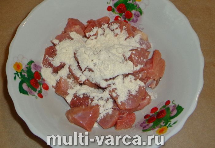 Азу з індички з картоплею в мультиварці