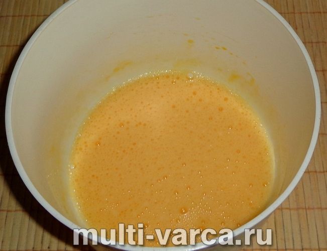 Бісквіт із маком у мультиварці