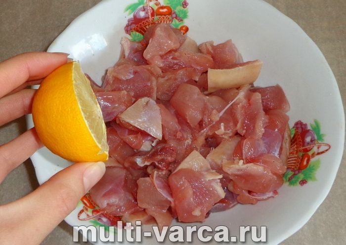 Фрикасе з індички в мультиварці