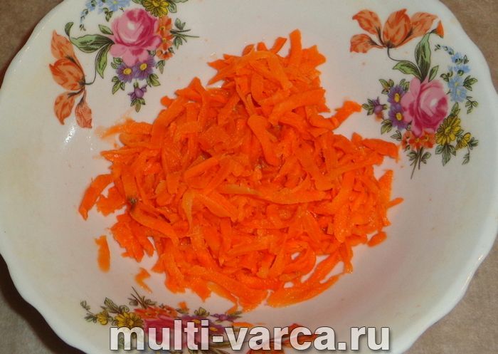 Гречка з гомілкою в мультиварці