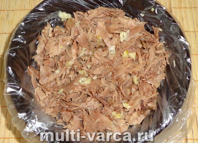 Холодець з індички в мультиварці