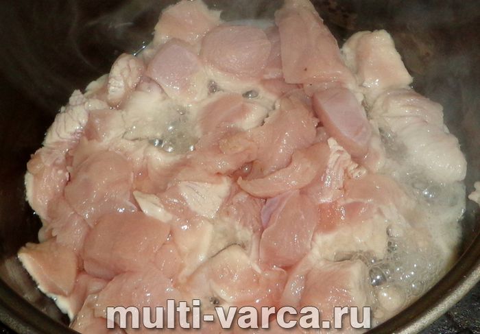 Індичка у вині в мультиварці