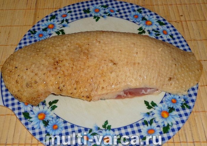 Качина грудка в мультиварці