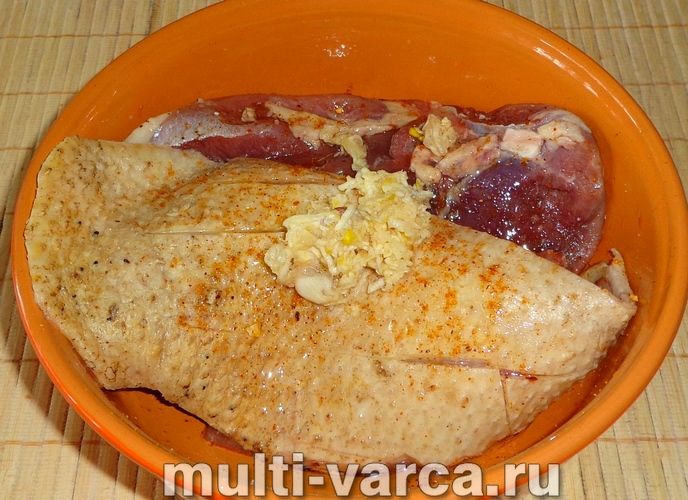 Качина грудка в мультиварці