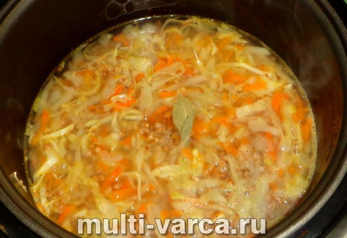 Капуста з гречкою в мультиварці