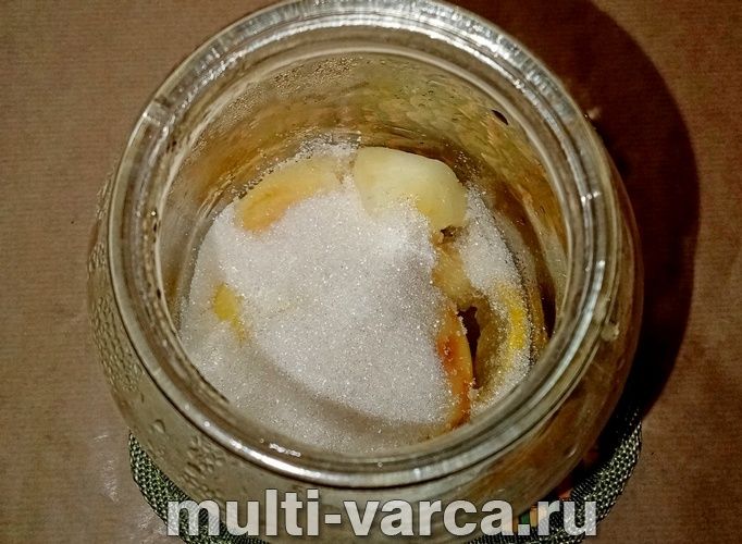 Компот із яблук і лимона на зиму
